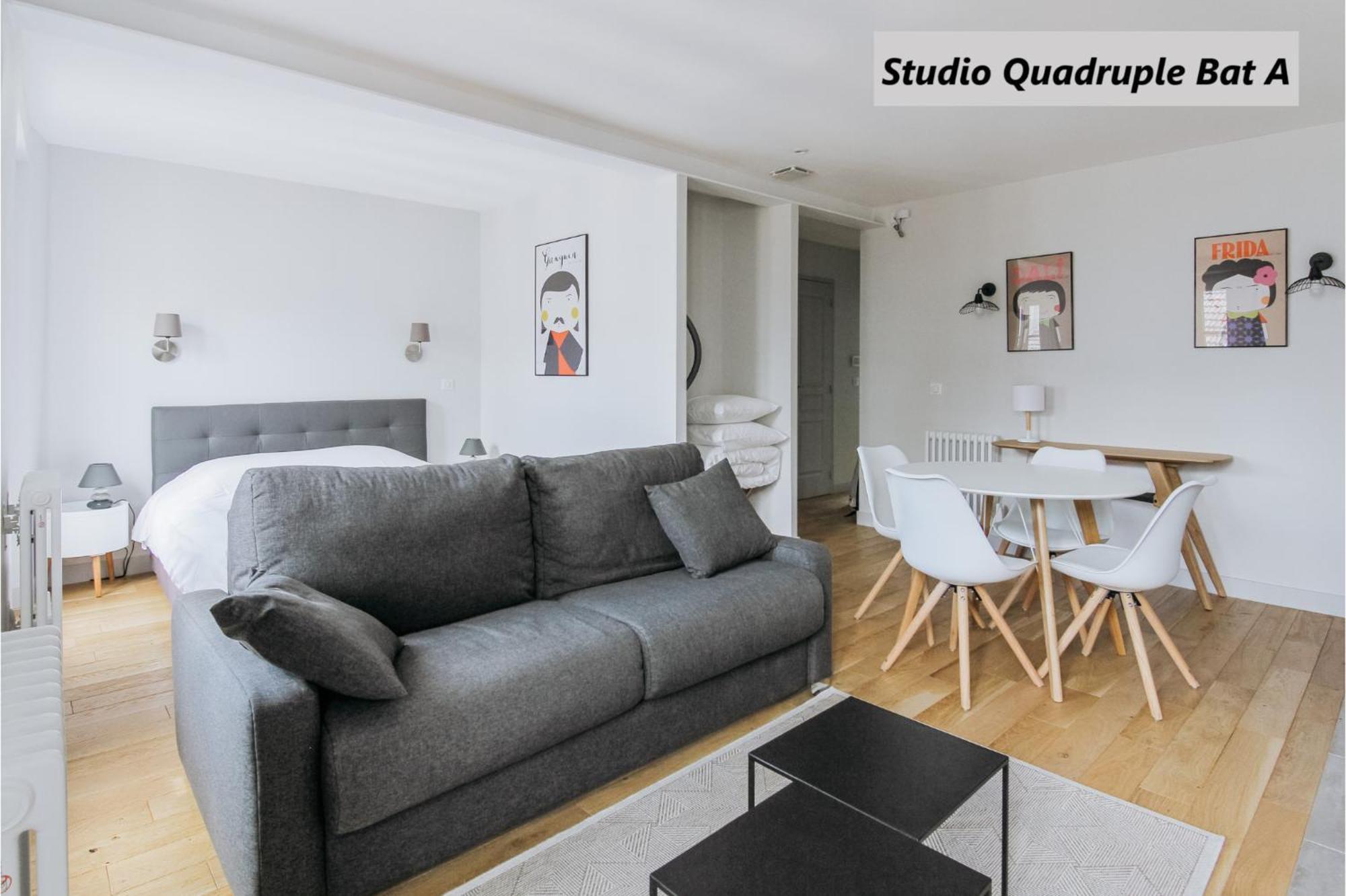 Apparts De L'Oncle Louis Versailles Exterior photo