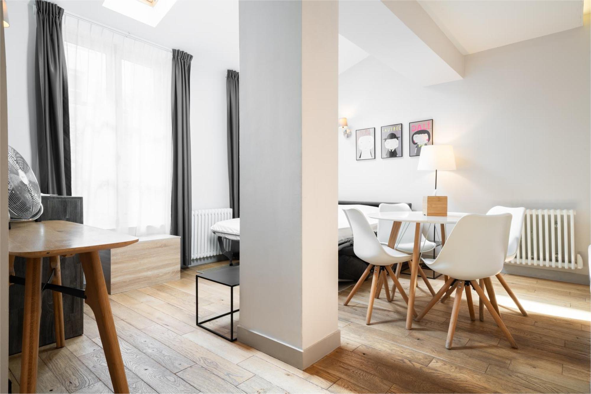 Apparts De L'Oncle Louis Versailles Exterior photo